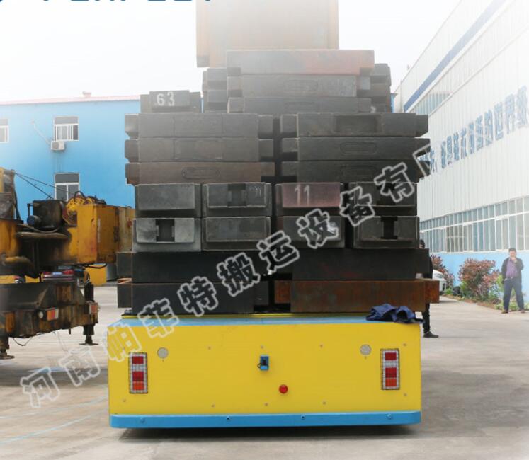 <b>100吨无轨搬运车</b>